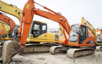 二手挖掘機進口報關代理公司推薦
