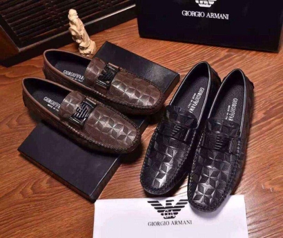 鞋子進(jìn)口清關(guān)流程資料及鞋類進(jìn)口關(guān)稅-AEO報關(guān)公司