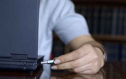 大連軟件進(jìn)口清關(guān)代理服務(wù)