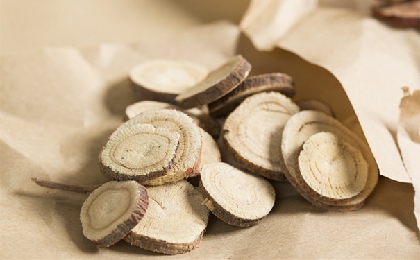 進(jìn)口甘草報(bào)關(guān)的流程其實(shí)沒(méi)那么復(fù)雜 進(jìn)口甘草報(bào)關(guān)